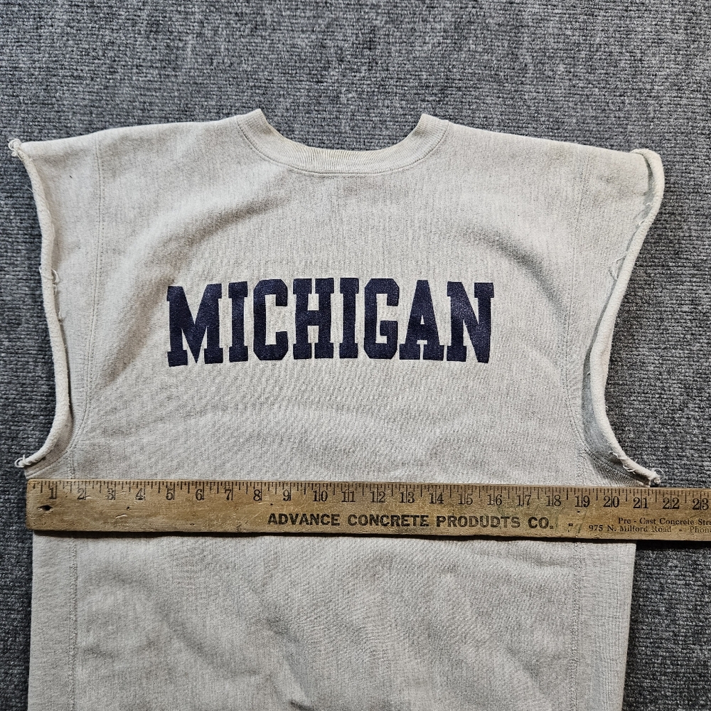 Vintage Champion Reverse Weave Michigan Cut-Off Sleeveless Sweatshirt XL - Picture 6 of 10